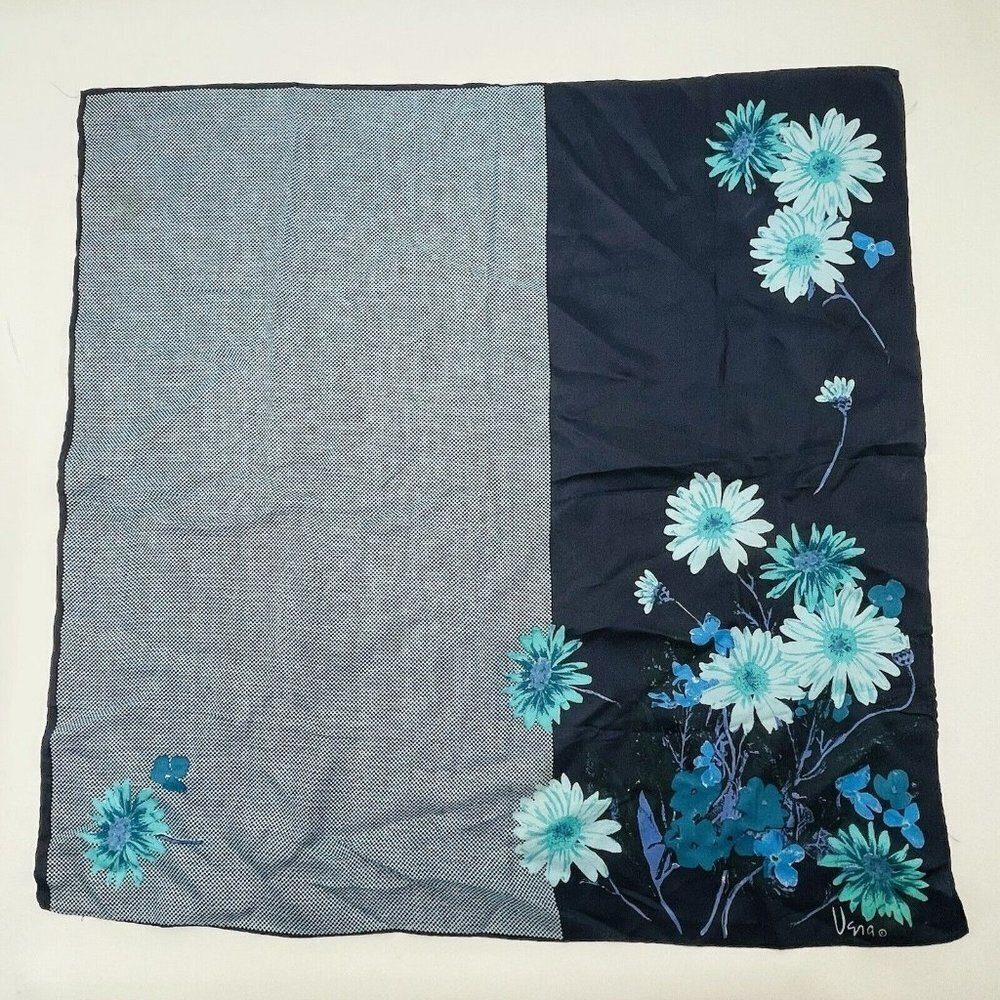Usna Vera Neumann Handkerchief Silk Hankie 22x22 Square Flower Daisy Blue Motifs